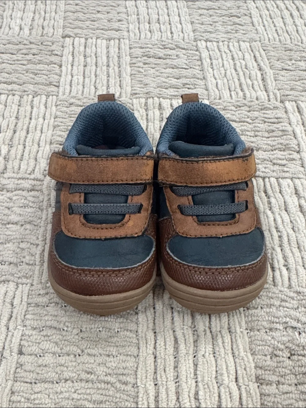 Stride Rite Suprize Toddler Sneakers in Brown & Navy